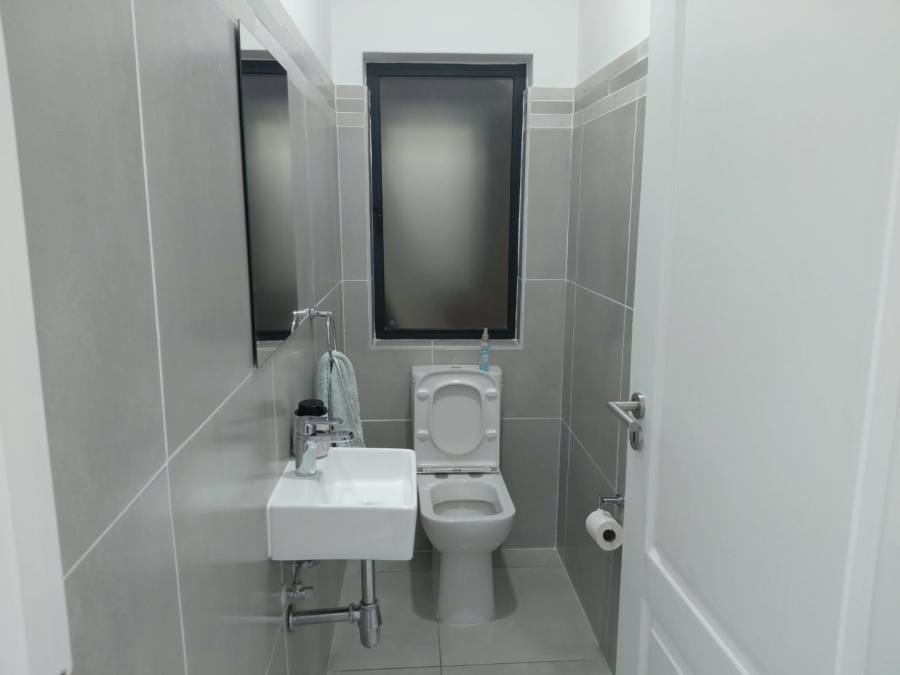 To Let 2 Bedroom Property for Rent in Jeffreys Bay Central Eastern Cape